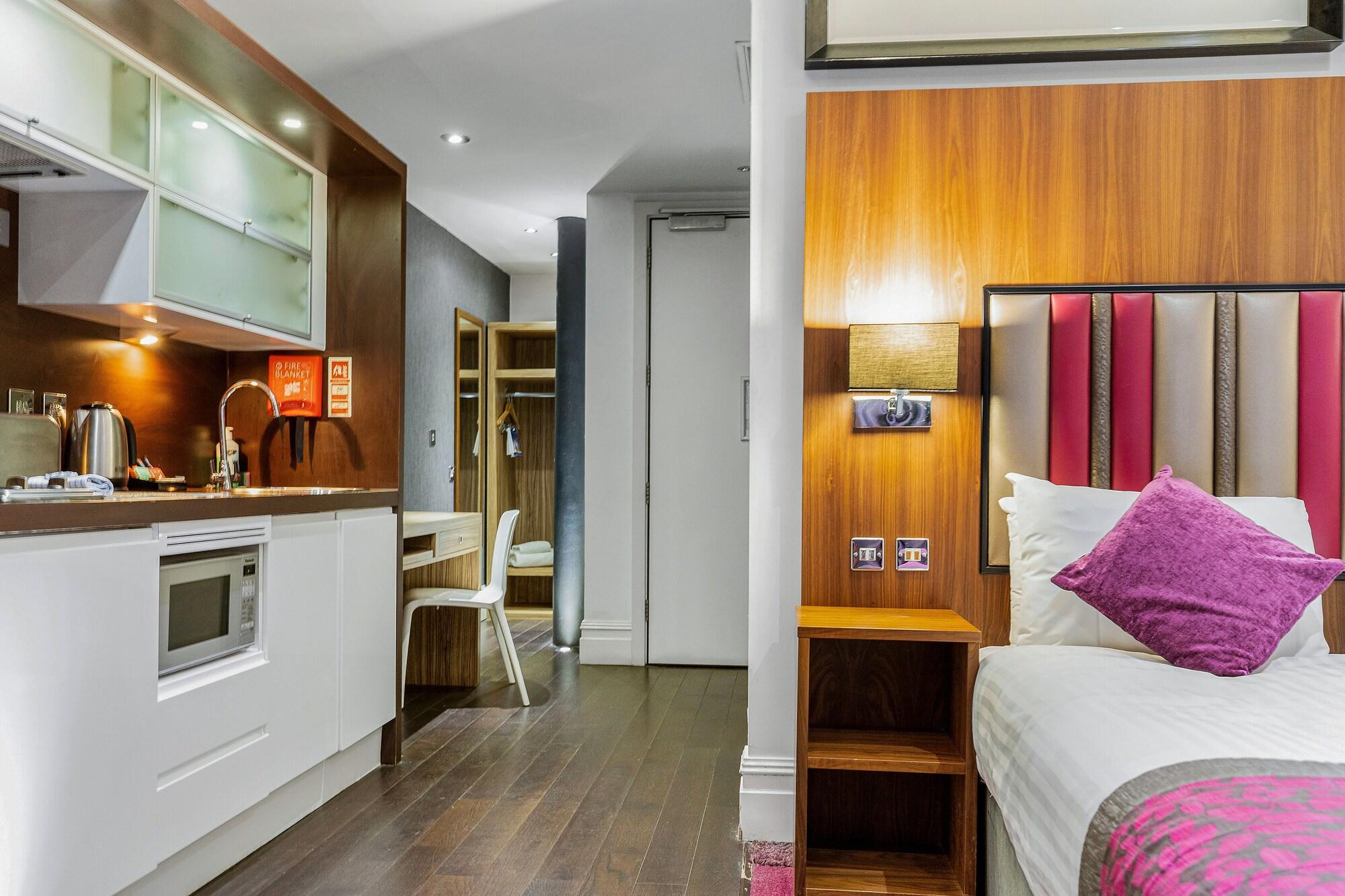 Roomzzz Manchester City Exteriör bild
